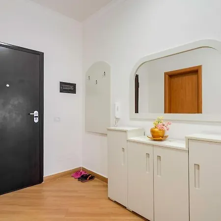 Lungomare View Apartment